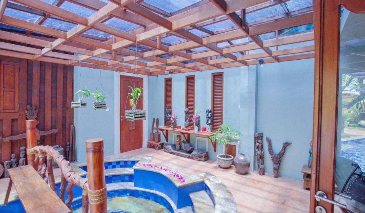 Villa Naga Maya Легиан Экстерьер фото